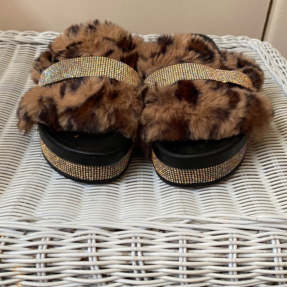 Leopard sandals
